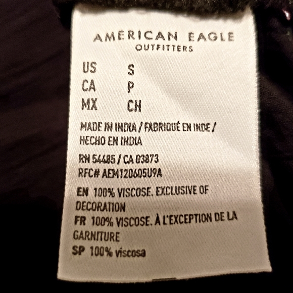 American Eagle Black Blouse with Embroidery Size SP - Picture 7 of 8